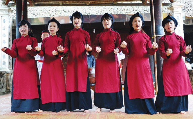 Hát Xoan được UNESCO vinh danh Hát Xoan chính thức trở thành Di sản văn hóa phi vật thể đại diện nhân loại.