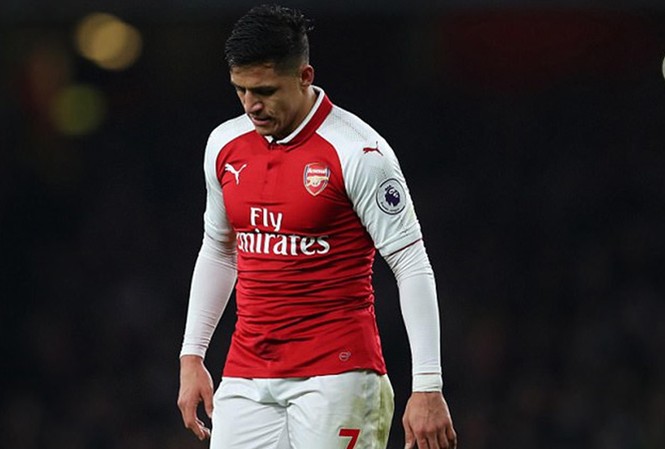 Sanchez quyết “dứt tình” với Arsenal Sanchez không còn muốn cống hiến cho Arsenal. Ảnh: GETTY IMAGES.