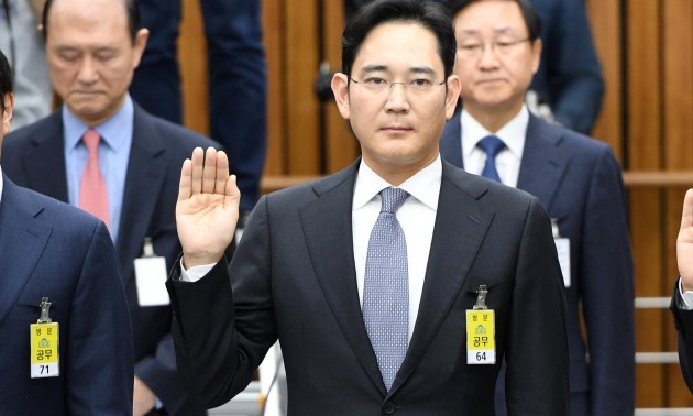 'Thái tử Samsung' đối mặt mức án 12 năm tù Phó chủ tịch tập đoàn Samsung Lee Jae-young tại tòa. Ảnh: Straits Times.