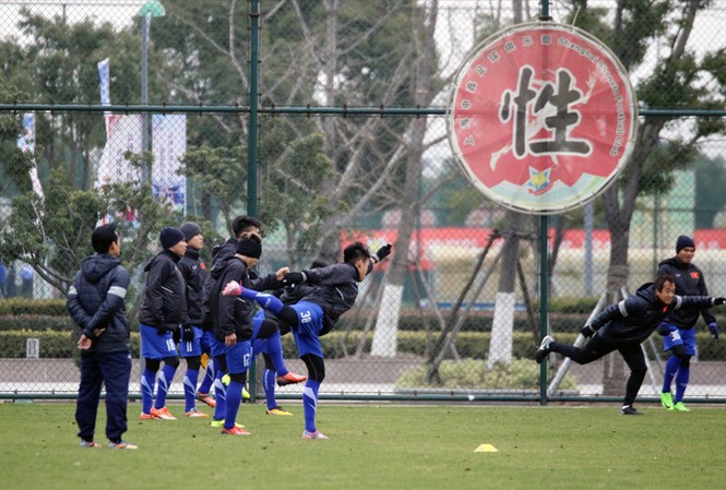Chờ diện mạo mới của U23 Việt Nam Các tuyển thủ U23 VN đã có buổi tập đầu tiên tại Thượng Hải, chuẩn bị cho VCK U23 châu Á. Ảnh: Đoàn Nhật.