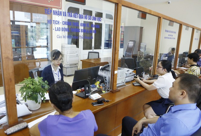 Đề nghị xử lý 157 văn bản trái luật, gây khó cho dân Phó Thủ tướng yêu cầu gắn kết chặt chẽ cải cách hành chính của bộ, ngành với cải cách hành chính của các địa phương (Ảnh minh họa). Ảnh: Ngọc Châu.