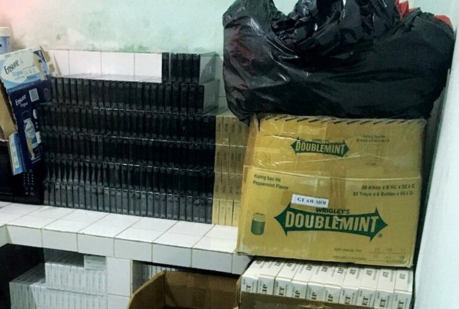 Đối mặt án tù nghiêm khắc Các loại thuốc lá điếu nhập lậu không được kiểm soát chất lượng khi tiêu thụ trên thị trường, gây nguy hiểm nghiêm trọng đến sức khỏe người tiêu dùng.
