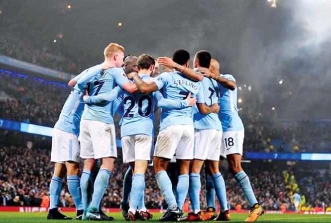 Ngoại hạng Anh: Khi sắc xanh lên ngôi Man City vô địch Premier League một cách thuyết phục.
