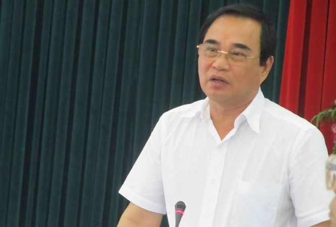 Ông Văn Hữu Chiến từng phản bác kết luận của TTCP ra sao? Ông Văn Hữu Chiến đối thoại với người dân quận Cẩm Lệ về đất đai tháng 9 năm 2014. Ảnh: Nam Cường.