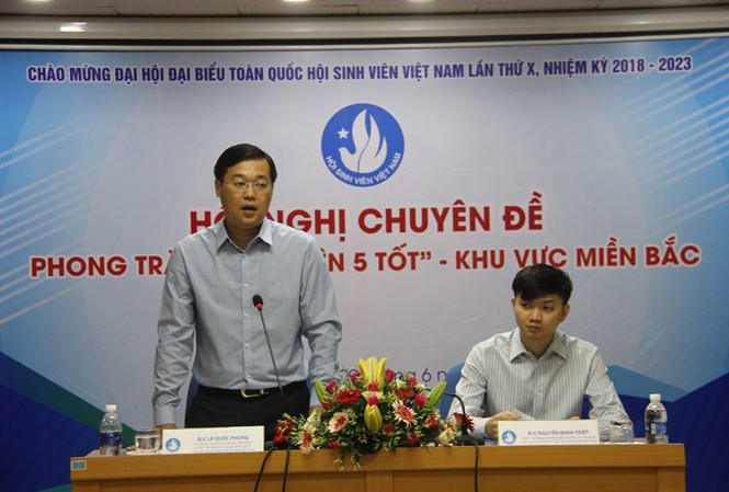 Lan tỏa phong trào “Sinh viên 5 tốt” Anh Lê Quốc Phong, Bí thư thứ nhất T.Ư Đoàn, Chủ tịch Hội Sinh viên Việt Nam phát biểu tại hội nghị.