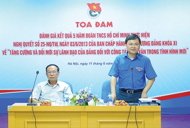 Tin vào trí tuệ, tiềm năng của người trẻ Bí thư thường trực T.Ư Đoàn Nguyễn Anh Tuấn phát biểu tổng kết buổi tọa đàm, ngày 11/6. Ảnh: X.Tùng.