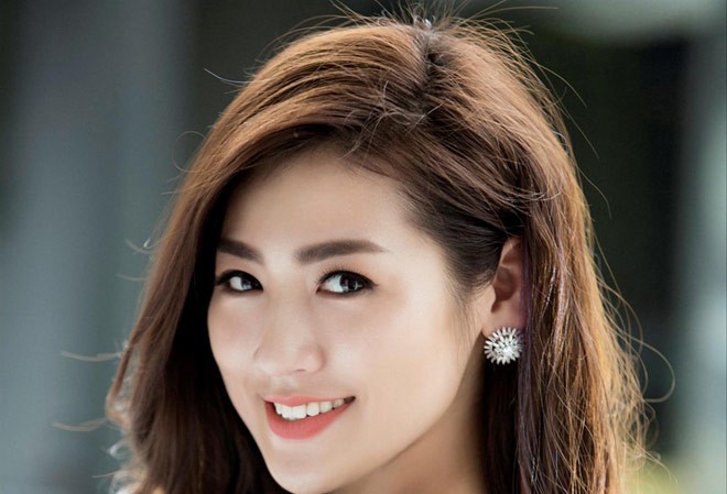 Á hậu Tú Anh: “Không sợ ông xã ghen tỵ vì hâm mộ dàn trai đẹp” Á hậu Tú Anh: “Không sợ ông xã ghen tỵ vì hâm mộ dàn trai đẹp”