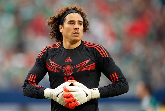 Đại chiến Brazil - Mexico và truyền kỳ 'bàn tay 6 ngón của Ochoa' Đại chiến Brazil - Mexico và truyền kỳ 'bàn tay 6 ngón của Ochoa'