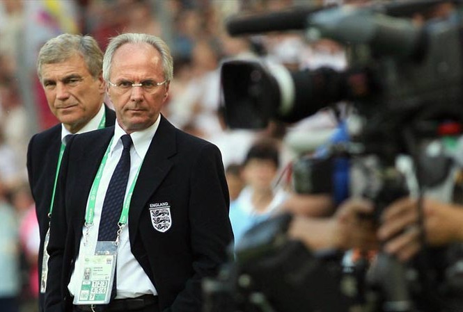 Anh đọ sức Thụy Điển, Sven-Goran Eriksson đang ở đâu? Ông Sven-Goran Eriksson.
