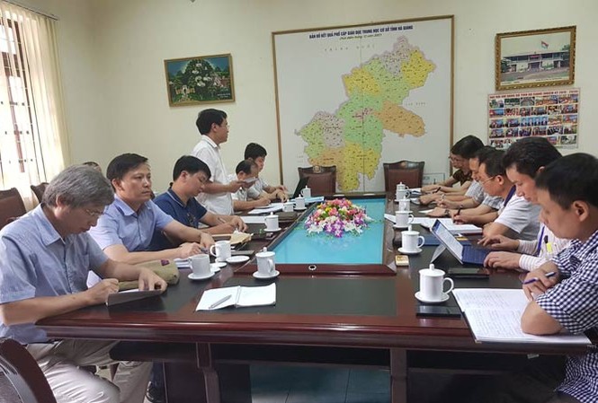 Các sở GD&ÐT nói gì về việc rà soát kỳ thi THPT Quốc gia 2018? Tổ công tác làm việc với Hội đồng thi Sở GD&ÐT Hà Giang. Ảnh : GD&ÐT.