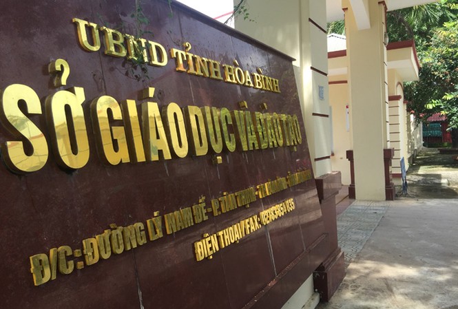 Phó chủ tịch UBND tỉnh Hoà Bình: Chúng tôi đã từng rất tin tưởng… Trụ sở Sở GD&ÐT tỉnh Hòa Bình. Ảnh: Nguyễn Hoàn.