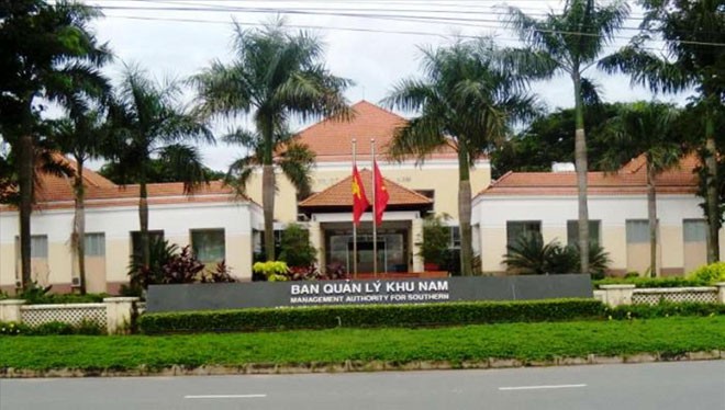 TPHCM sẽ 'xóa sổ' hàng loạt Ban Quản lý Trụ sở BQL Khu Nam Sài Gòn. Theo đề án, sắp tới cơ quan này cùng hàng loạt ông lớn như BQL Tây Bắc, BQL đô thị Thủ Thiêm sẽ bị sáp nhập.