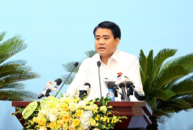 Các “ông lớn” thôn tính đất vàng: Hà Nội quyết tâm thu hồi? Chủ tịch UBND thành phố Hà Nội Nguyễn Ðức Chung phát biểu tại phiên giải trình.
