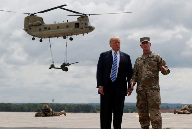 Năm 2019, quân đội Mỹ được chi 719 tỷ USD Ông Trump: Mỹ có vũ khí tốt nhất thế giới. Ảnh: Reuters.