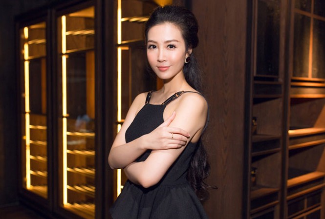 Kỳ 9: Á hậu Ðặng Thùy Trang Trở lại tuổi 19 tôi vẫn thi Hoa hậu Á Hậu Ðặng Thùy Trang có cuộc sống khép kín sau 8 năm dự thi Hoa Hậu. Ảnh: Dạ Miêu.
