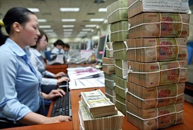 Vì sao một số ngân hàng tăng lãi suất huy động? Lãi suất huy động VND tại các ngân hàng nhỏ đang tăng