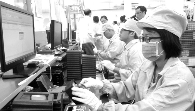 Nhức nhối nợ đọng Bảo hiểm xã hội Việc DN nợ đọng BHXH đã ảnh hưởng rất lớn đến quyền lợi của hàng ngàn NLĐ. Ảnh: Bảo Anh