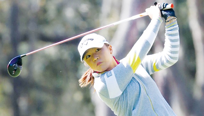 Nữ hoàng golf tuổi 17 Lydia Ko thi đấu ở giải Coates Golf Championship. Ảnh: AP