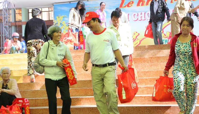 Vui Tết Ất Mùi cùng Coca-Cola Vui Tết Ất Mùi cùng Coca-Cola