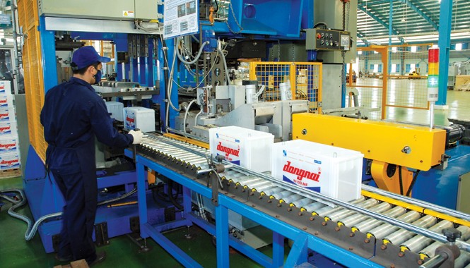 Tăng doanh thu, tăng thu nhập cho người lao động Dây chuyền sản xuất ắc quy ô tô