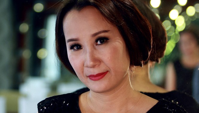Bóng tối... của Giáng Son Giáng Son: “Tôi thích xuất hiện bằng tác phẩm”. Ảnh: Nguyễn Mạnh Hà