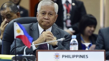 Philippines tự tin trong vụ kiện biển Đông Ngoại trưởng Philippines Albert del Rosario