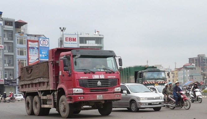 Hà Nội: Cấm xe tải dịp Tết Nguyên đán Xe tải sẽ bị cấm vào nội thành Hà Nội trong một số khung giờ cao điểm trong dịp tết Nguyên đán.