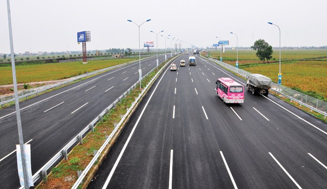 Gian khó qua đi, nụ cười ở lại Thu phí và bảo vệ hạ tầng Nhà nước đã cho chủ trương đầu tư là nhiệm vụ hàng đầu của VEC O&M.