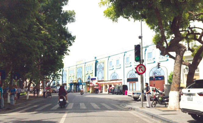 Khách sạn sát Hồ Gươm: Hội Kiến trúc sư đề nghị có điều chỉnh Khu đất số 22-32 Lê Thái Tổ nằm ngay gần Hồ Gươm sẽ trở thành tổ hợp khách sạn và dịch vụ.