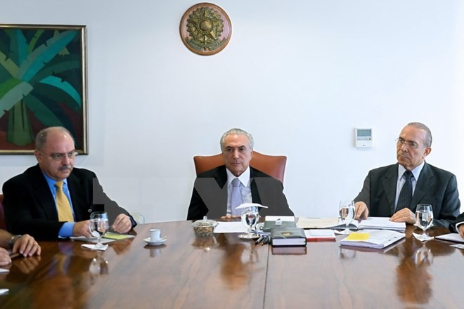 Olympic Rio lo khủng bố Hồi đầu tuần, tổng thống lâm thời Brazil Michel Temer đã triệu tập một cuộc họp nội các khẩn cấp để rà soát lại kế hoạch chống khủng bố trước thềm Olympic 2016.