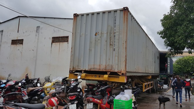 Đẩy doanh nghiệp vào ngõ cụt Chưa thực hiện cưỡng chế, nhưng THADS liên tục cho người không liên quan xuống cản trở DN