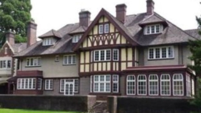 Sinh viên Trung Quốc buôn nhà đất ở Canada Biệt thự sang trọng ở Vancouver của một sinh viên Trung Quốc.