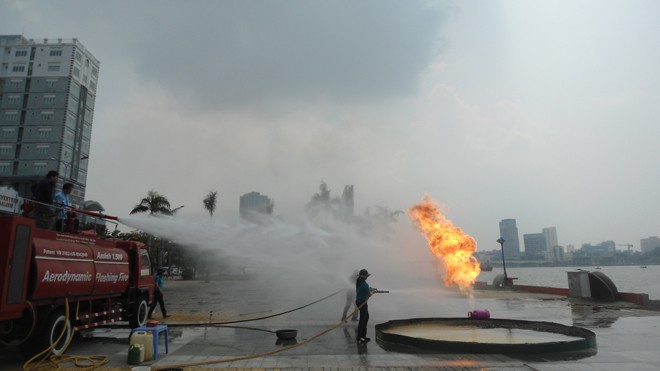 Công nghệ chữa cháy ưu việt bị lãng quên Sản phẩm của An Sinh dập đám cháy bình gas.