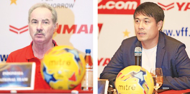 Việt Nam vs Indonesia: Chỉnh lại hàng thủ HLV Hữu Thắng và HLV A.Riedl sẽ có màn đấu trí hôm nay. Ảnh: VSI