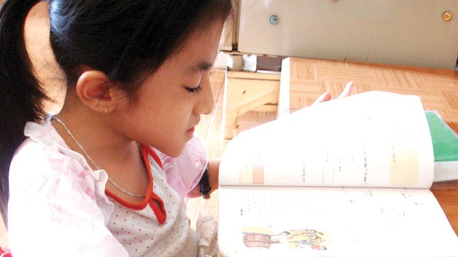 'Đọt chuối non' lan tỏa mầm thiện Nữ sinh xương thủy tinh Đỗ Trần Tú Uyên học tập rất chuyên cần