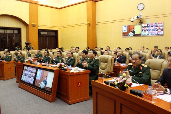 Tổng kết 10 năm thực hiện Luật Quốc phòng Các đại biểu tham dự hội nghị. Ảnh: Công thông tin điện tử Bộ quốc phòng