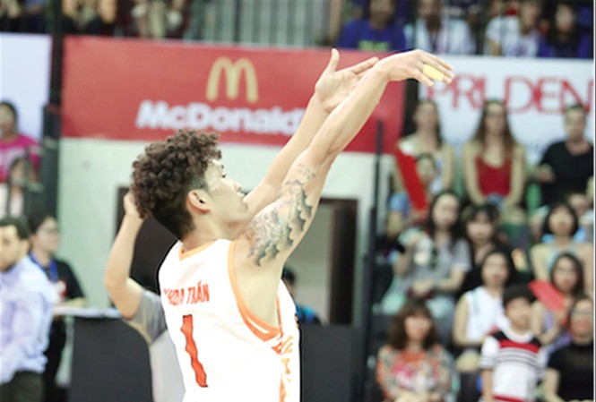 Vì sao Danang Dragons thất bại tại VBA 2017? Đăng Khoa “nên duyên” với Danang Dragons quá muộn. Ảnh: T.L.