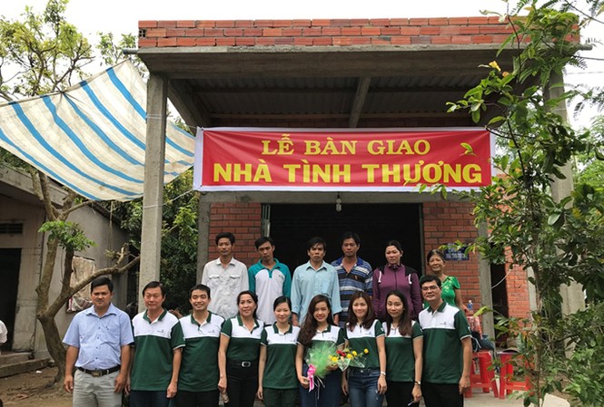 Vietcombank trao nhà tình thương tại Bến Tre Vietcombank trao nhà tình thương tại Bến Tre
