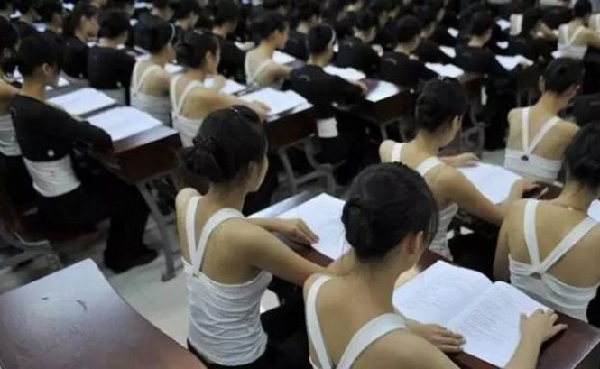 Thực hư chuyện dạy 'cướp chồng' ở Trung Quốc Học viên lớp đào tạo Tiểu Tam.