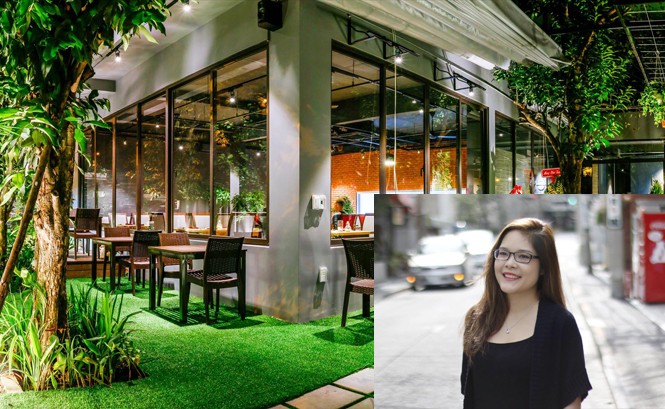 Tự hào ẩm thực Việt phục vụ APEC Được tự tay nấu món ăn Việt Nam phục vụ các đoàn đại biểu tham dự APEC là niềm vinh dự của chị Lê Hạ Uyên và cả nhà hàng. Ảnh: NVCC.