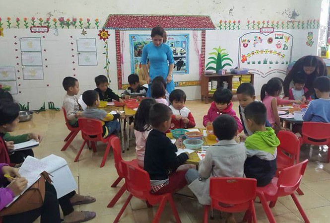 Trường mầm non trả lại tiền, xin lỗi phụ huynh vì thu phí 'trên trời' Trẻ mầm non Kỳ Phú trong một giờ học.