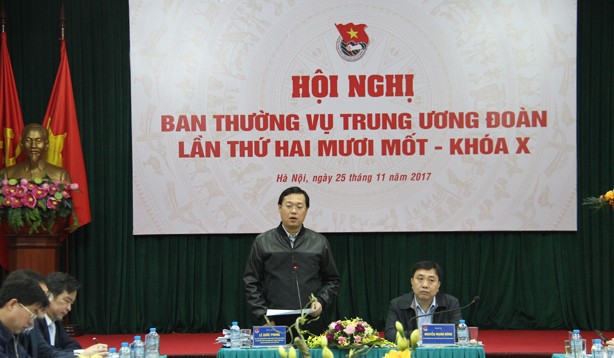 Giáo dục lý tưởng cách mạng cho thanh niên Bí thư thứ nhất T.Ư Đoàn Lê Quốc Phong phát biểu tại Hội nghị Ban thường vụ T.Ư Đoàn lần thứ 21, khóa X.