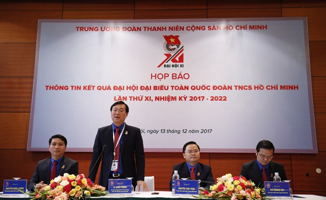 Khắc phục 'nhạt Đảng, khô Đoàn' Bí thư thứ nhất T.Ư Đoàn Lê Quốc Phong trả lời phóng viên tại cuộc họp báo. Ảnh: Như Ý.