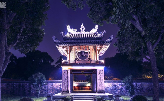 Ngắm Văn Miếu-Quốc Tử Giám lung linh trong đêm Khuê Văn Các lung linh trong đêm.