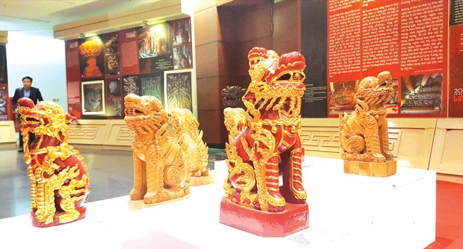 Chưa có hồi kết cho linh vật ngoại lai Mẫu tượng nghê Việt cổ được đánh giá đẹp, đúng truyền thống nhưng chưa thực sự đi vào đời sống. Ảnh: Nguyên Khánh.