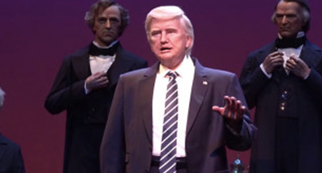 Xuất hiện robot mang hình ông Trump Robot mang hình ông Trump.