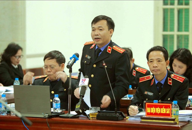 Viện Kiểm sát giữ nguyên đề nghị án ông Đinh La Thăng Đại diện Viện Kiểm sát tại toà bảo vệ quan điểm luận tội. Ảnh: Như Ý.
