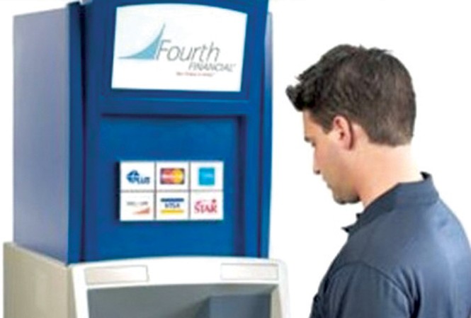 Tội phạm mạng sẽ tấn công hệ thống ATM khắp nước Mỹ Cây ATM có thể bị cài mã độc để tự động nhả tiền. Ảnh minh họa