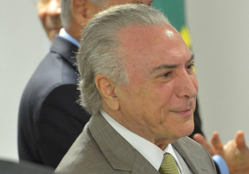 Tổng thống Brazil không kịp “chứng nhận mình còn sống” Tổng thống Michel Temer.
