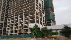 Vốn vay nhà ở xã hội: Mỏi mòn chờ Do thiếu vốn vay ưu đãi, dự án Bright City (Hoài Đức, Hà Nội) bị chậm tiến độ. Ảnh: N.M